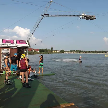 In 34975 בית נופש