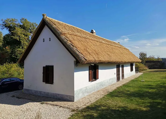 In 34975 בית נופש *